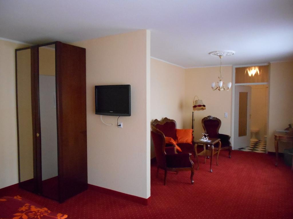 Hotel Posthof ซังคท์เวนเดล ห้อง รูปภาพ