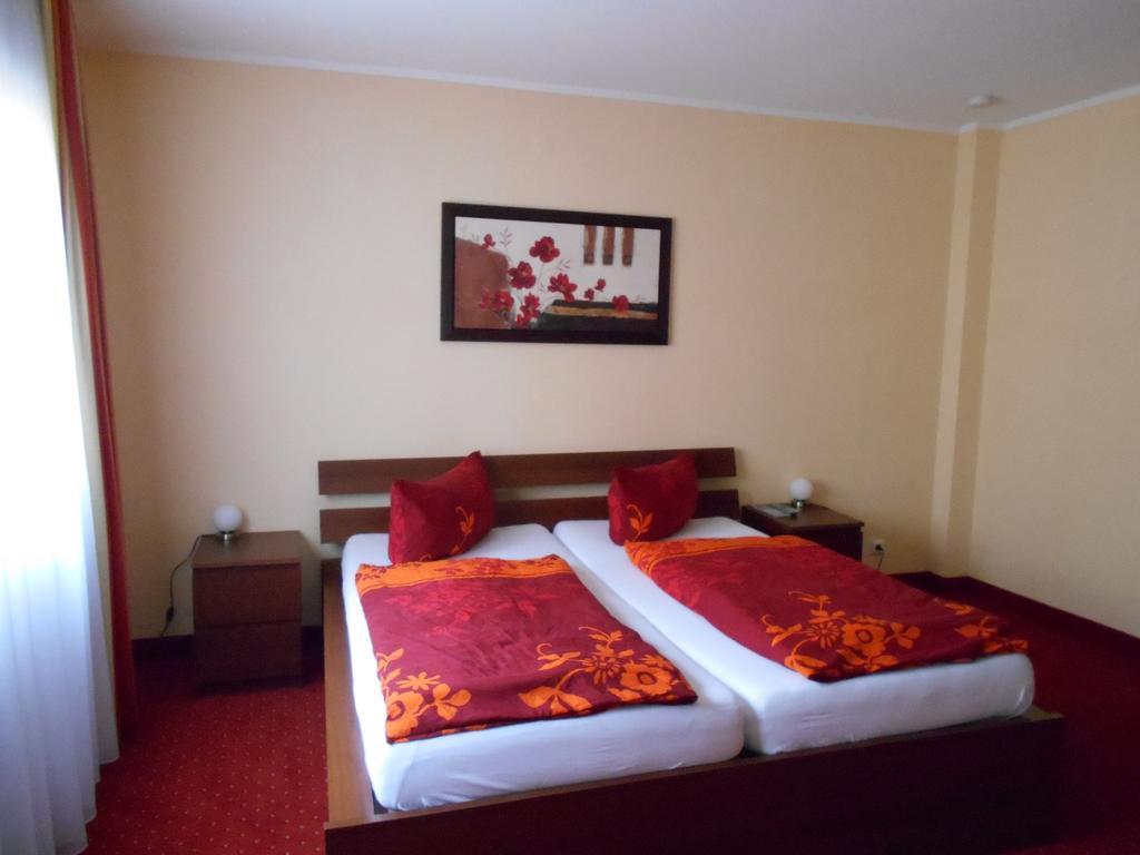Hotel Posthof ซังคท์เวนเดล ห้อง รูปภาพ