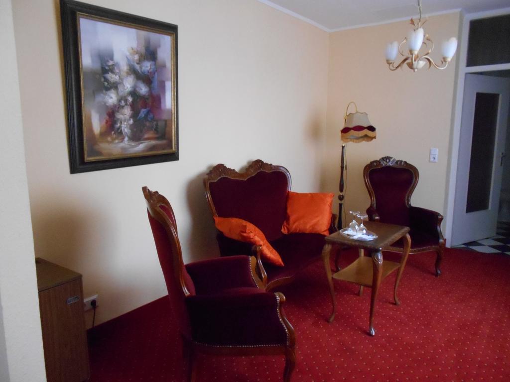 Hotel Posthof ซังคท์เวนเดล ห้อง รูปภาพ