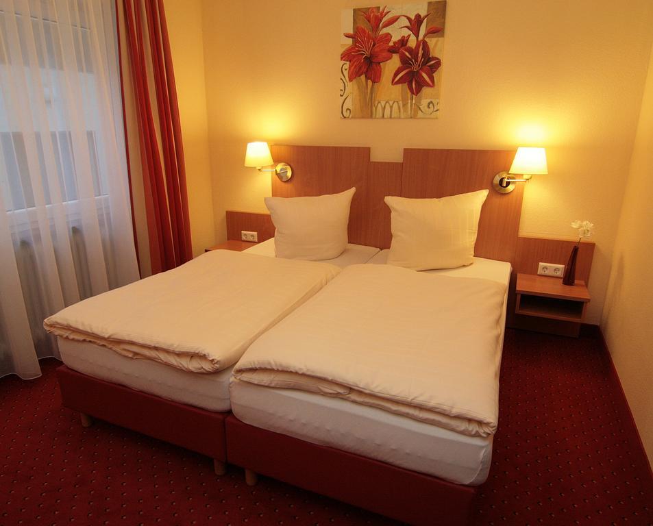 Hotel Posthof ซังคท์เวนเดล ภายนอก รูปภาพ
